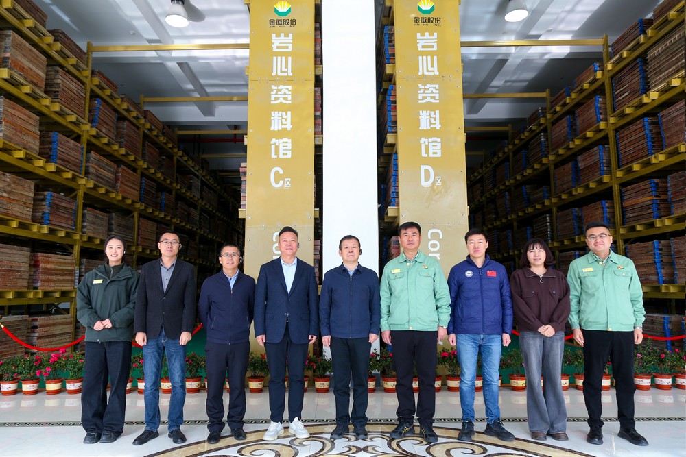 202411261732589649556443.jpg 7Z9A4611-1.jpg