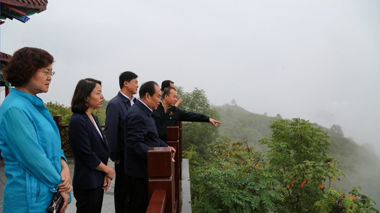 省市場監督管理局黨組書記、局長王忠習調研金徽股份